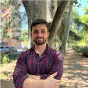 Entusiasta por aprender y enseñar, me gustaría empezar dando clases a gente de primero de carrera y bachillerato